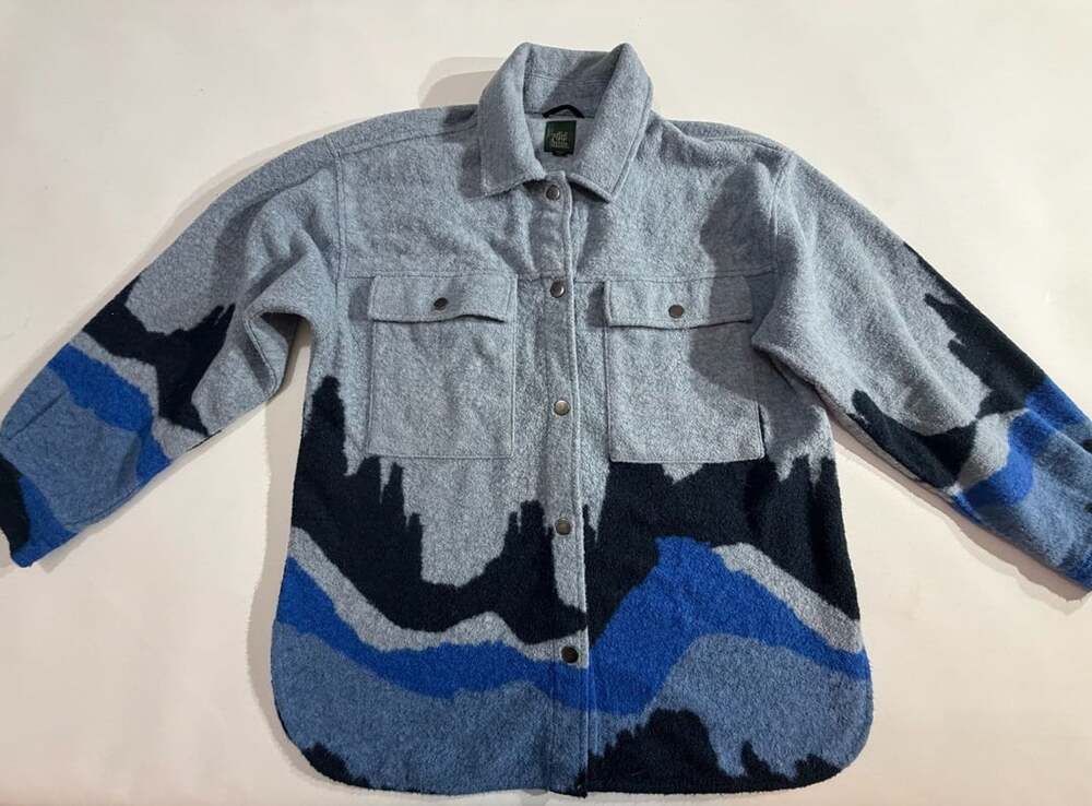Wild Fable Blue Grey Mountain Pattern Fleece Shacket Jacket L